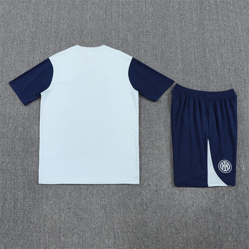 Inter Milan Training Jersey Kit 2025/26 - Image 4