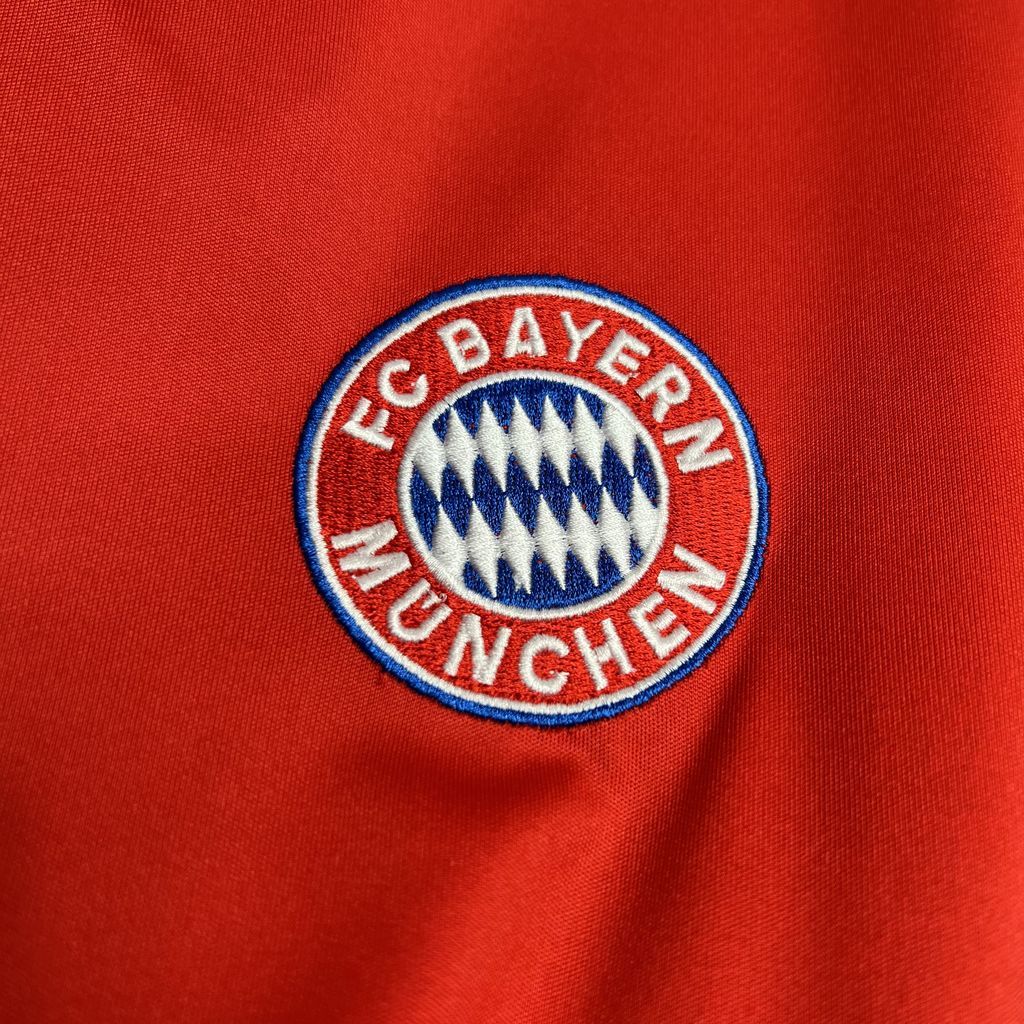 Bayern Munich Retro Jersey Home Soccer Shirt 1999-2001 - Image 6