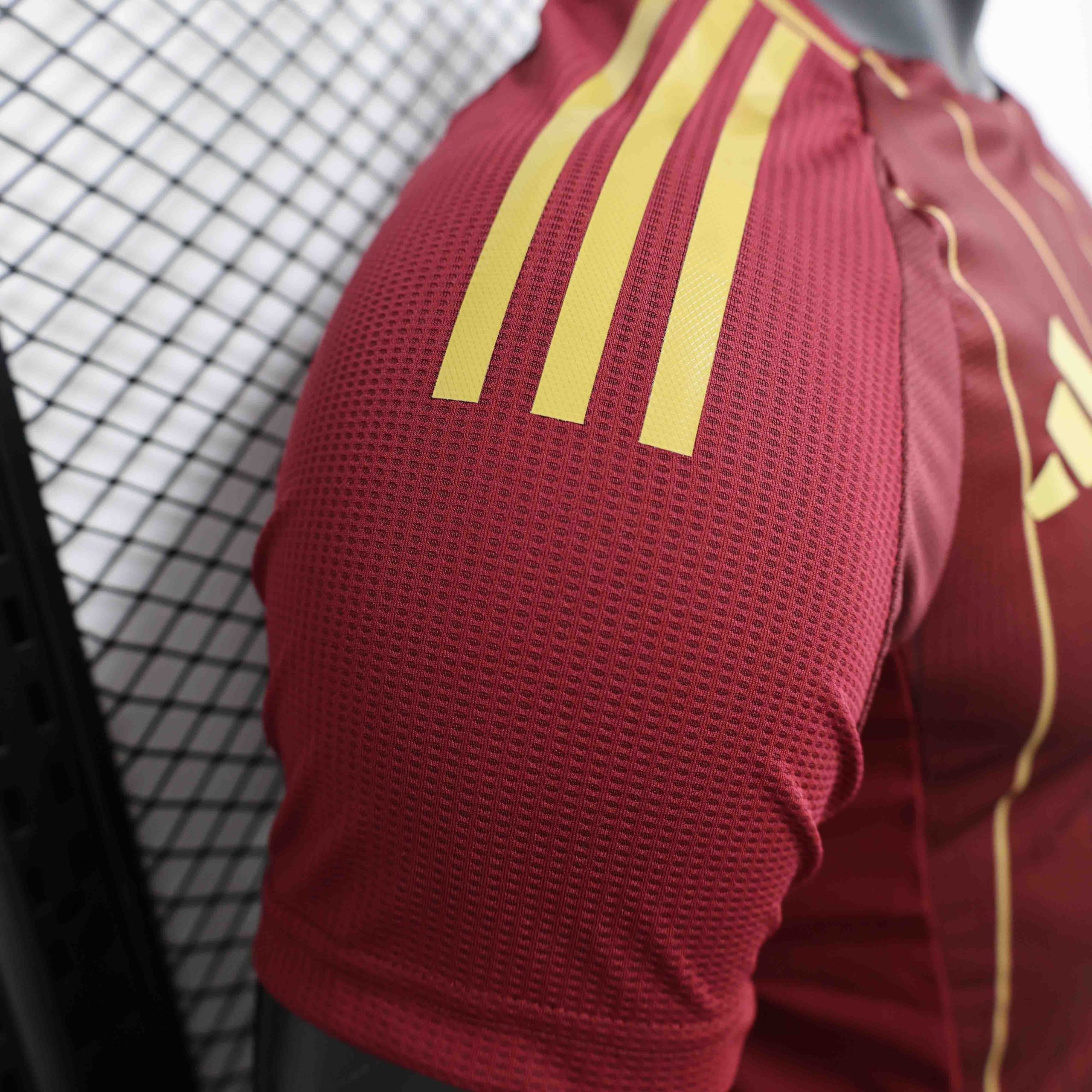 Roma Soccer Jersey Home Shirt 2024/25 - Image 3