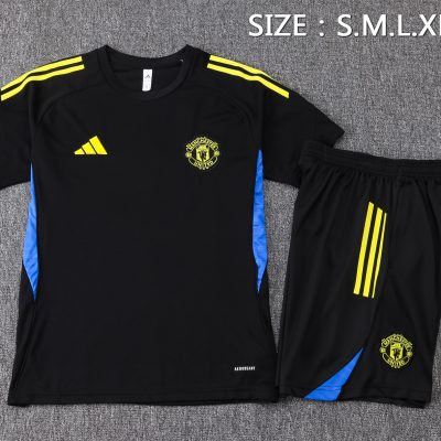 Alternative view of Manchester United Training Jersey Kit Black 2025/26